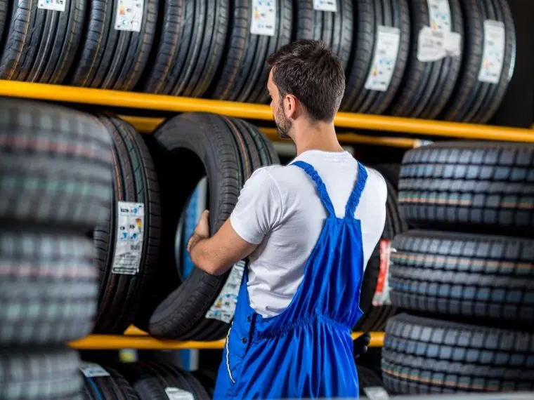 Gaziemir Oto Lastikçi